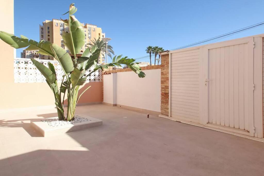 Villa Casa Olivia With Pool Heating Fee à Torrevieja Extérieur photo
